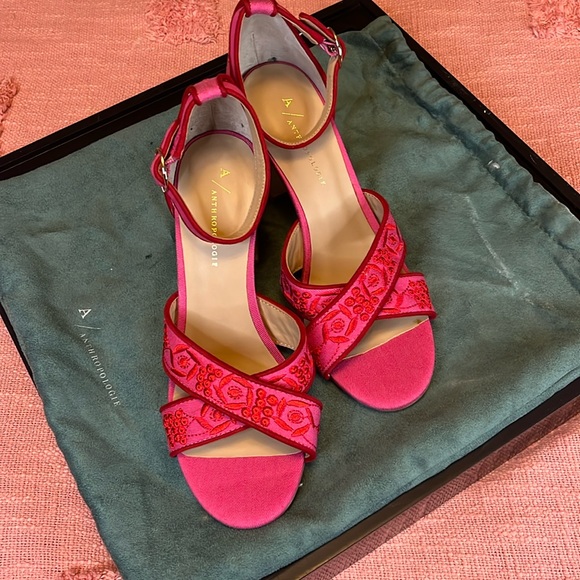 A by Anthropologie pink strappy heals size 7.5 us - Picture 2 of 8